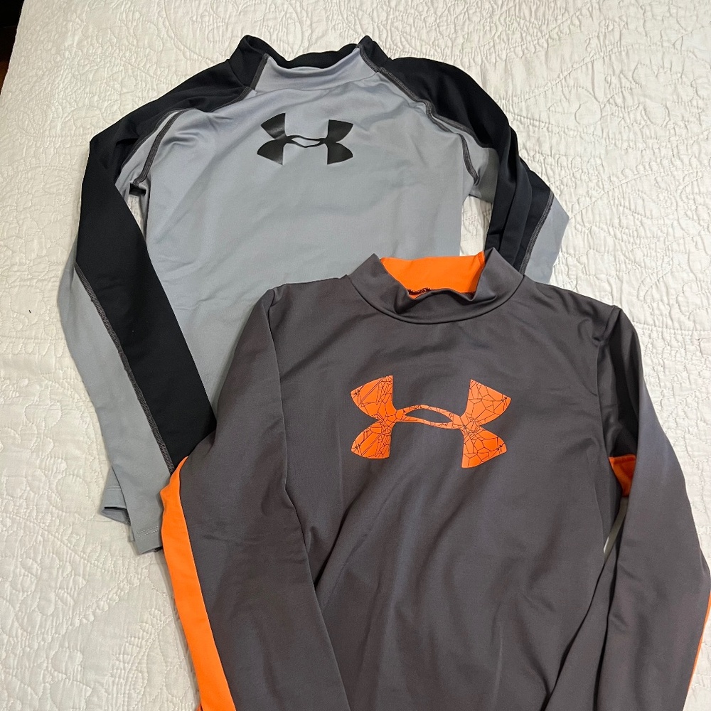 2 under armour shirts